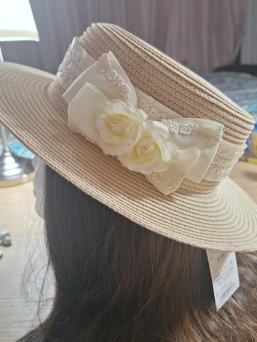 🤍 Innocent World Straw Hat with Ivory Lace & Rose NWT 🌹✨